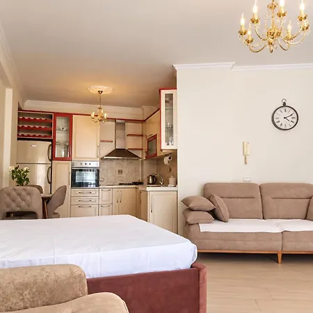 Studio, 3 Min To Skanderbeg Daire *